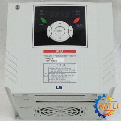 Elektrik LS SV004ig5-4 Güç Kaynağı İnvertörü 0.6-4kW Hız Regülatörü